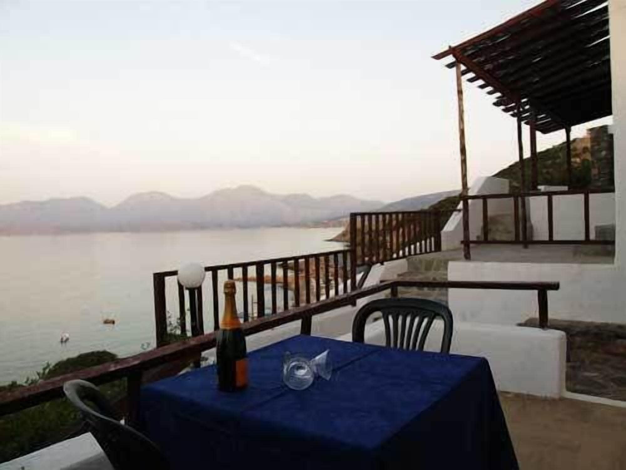 Cretan Village Hotel Amoudara  Стая снимка
